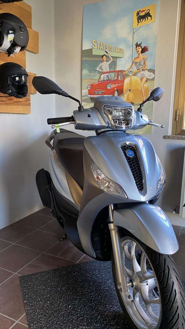 Piaggio Medley 125 a 3708 €