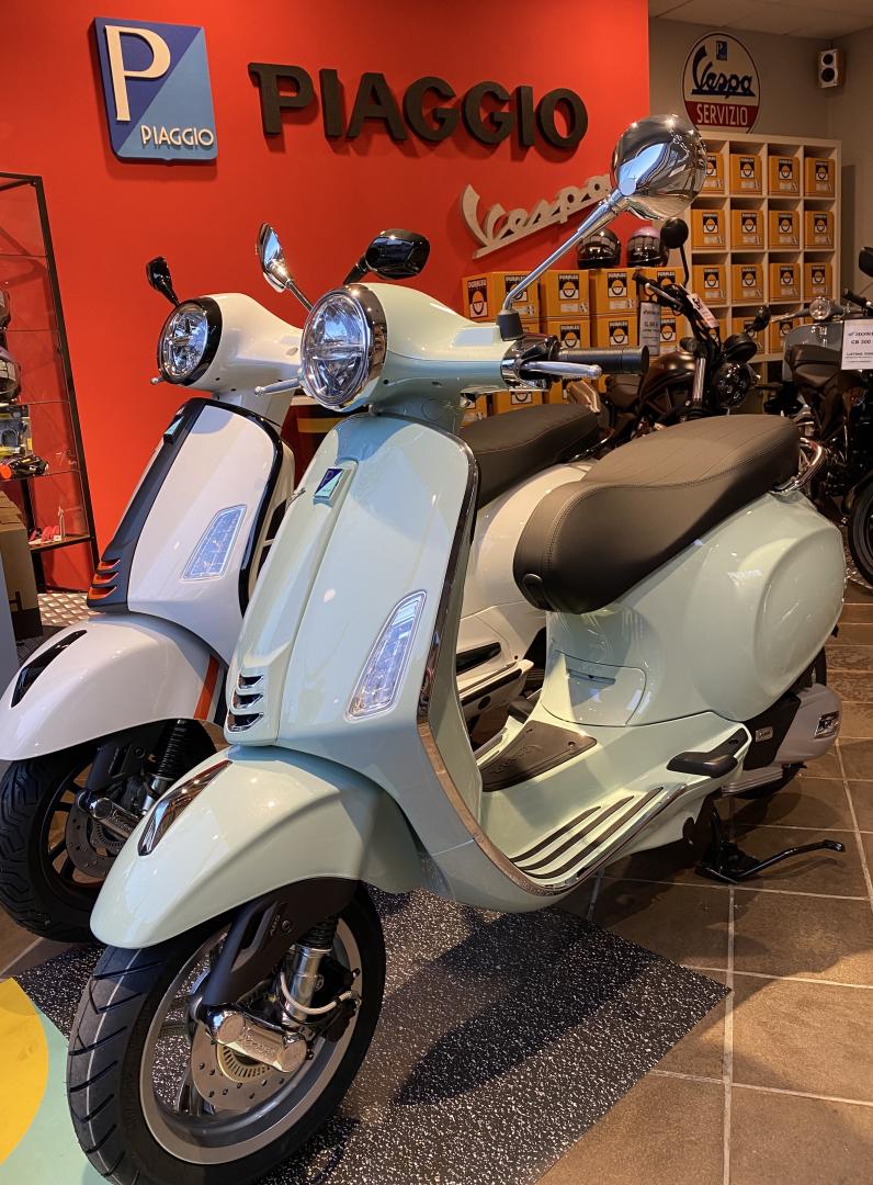 Vespa Primavera 125