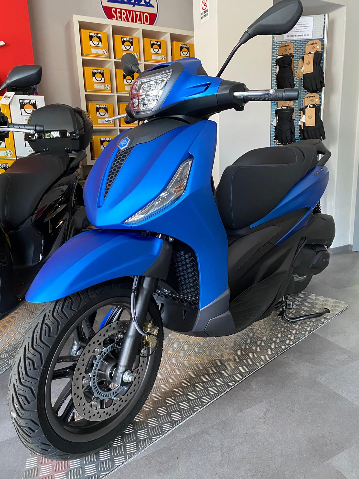 Piaggio BEVERLY 300 I.E. a 5466 €