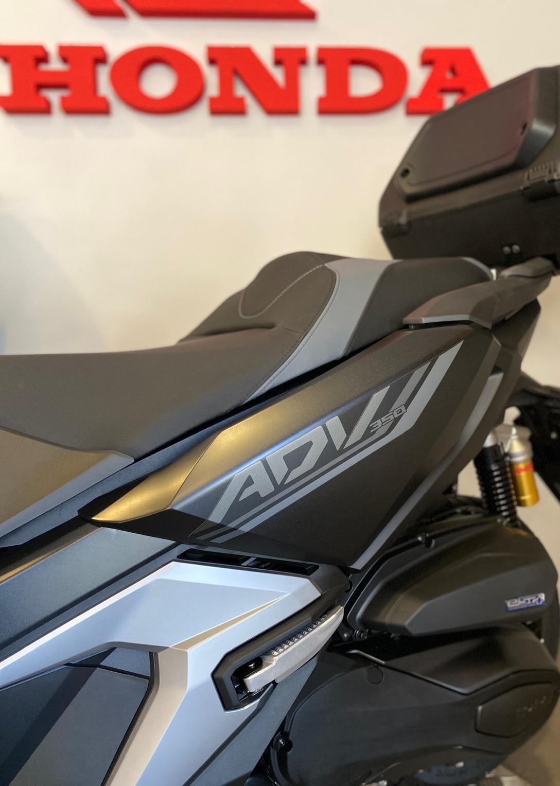 Honda ADV 350