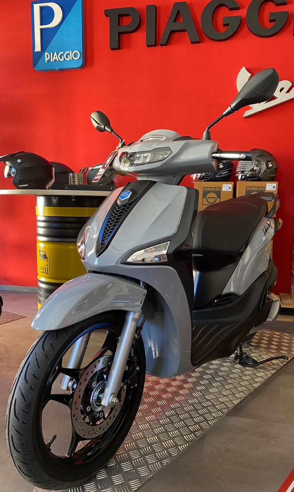 Piaggio LIBERTY 125 4T a 2850 €