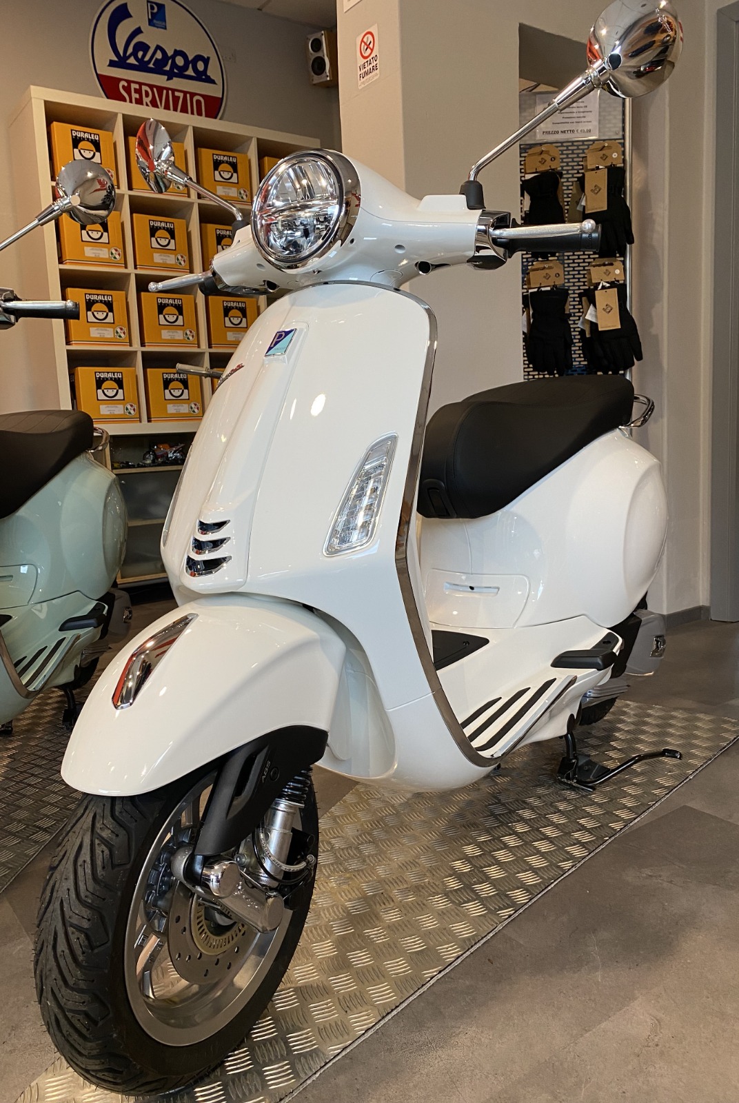 Vespa Primavera 125 a 5000 €