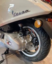 Vespa Primavera 125