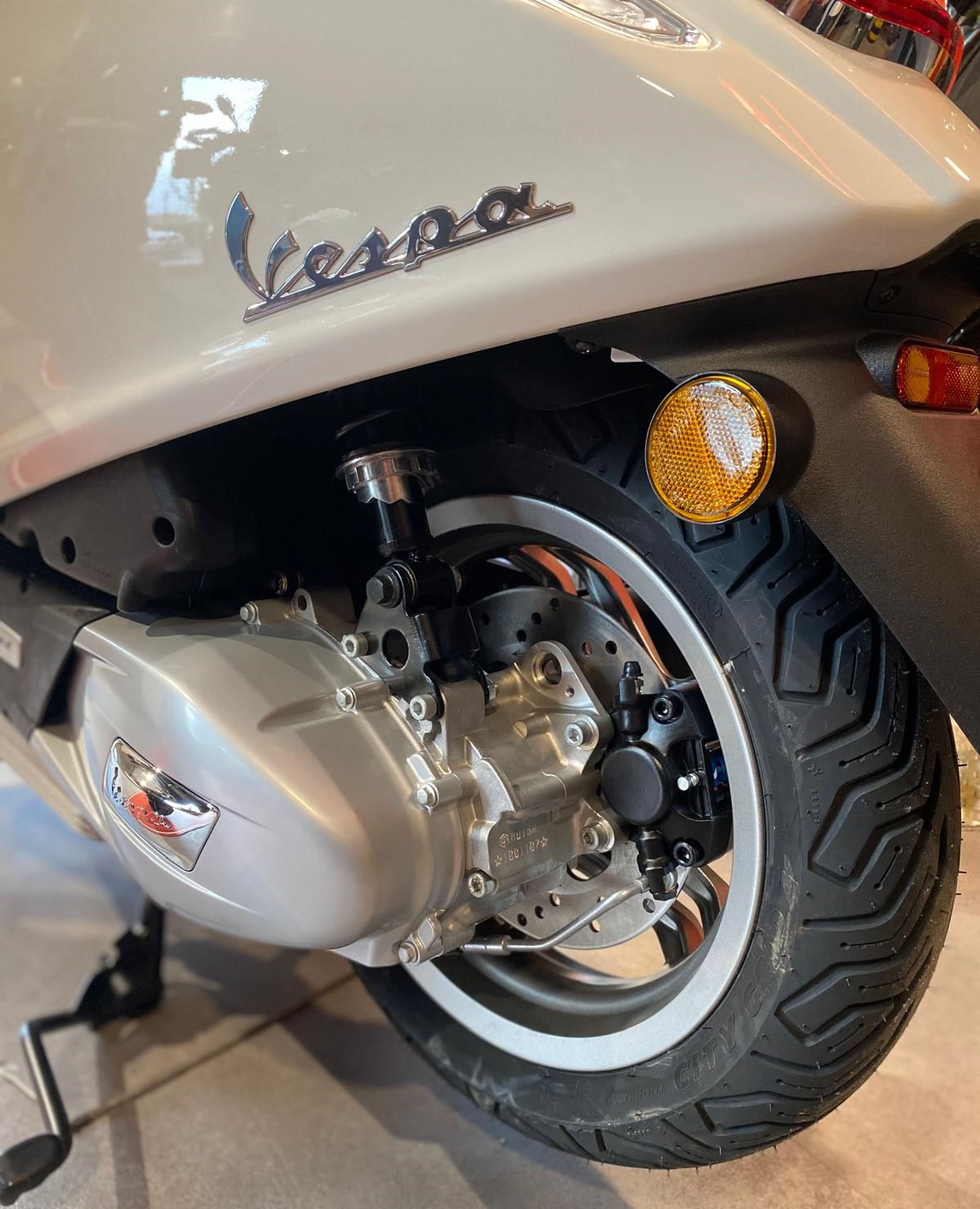 Vespa Primavera 125 a 5350 €