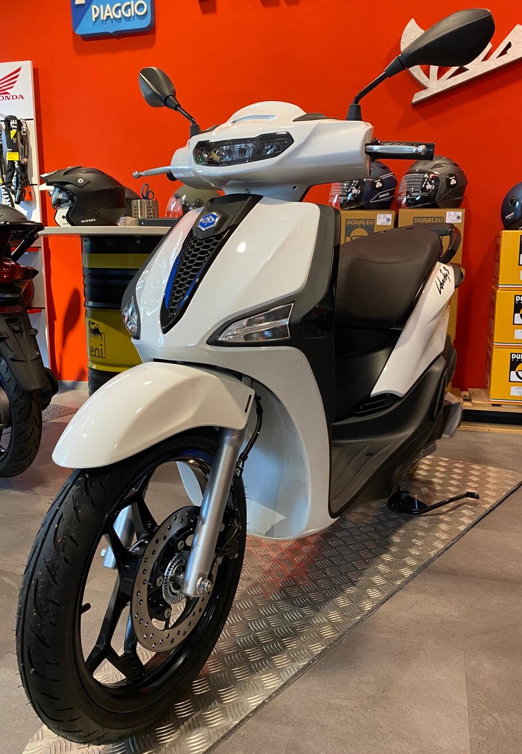 Piaggio LIBERTY S 125 a 2800 €