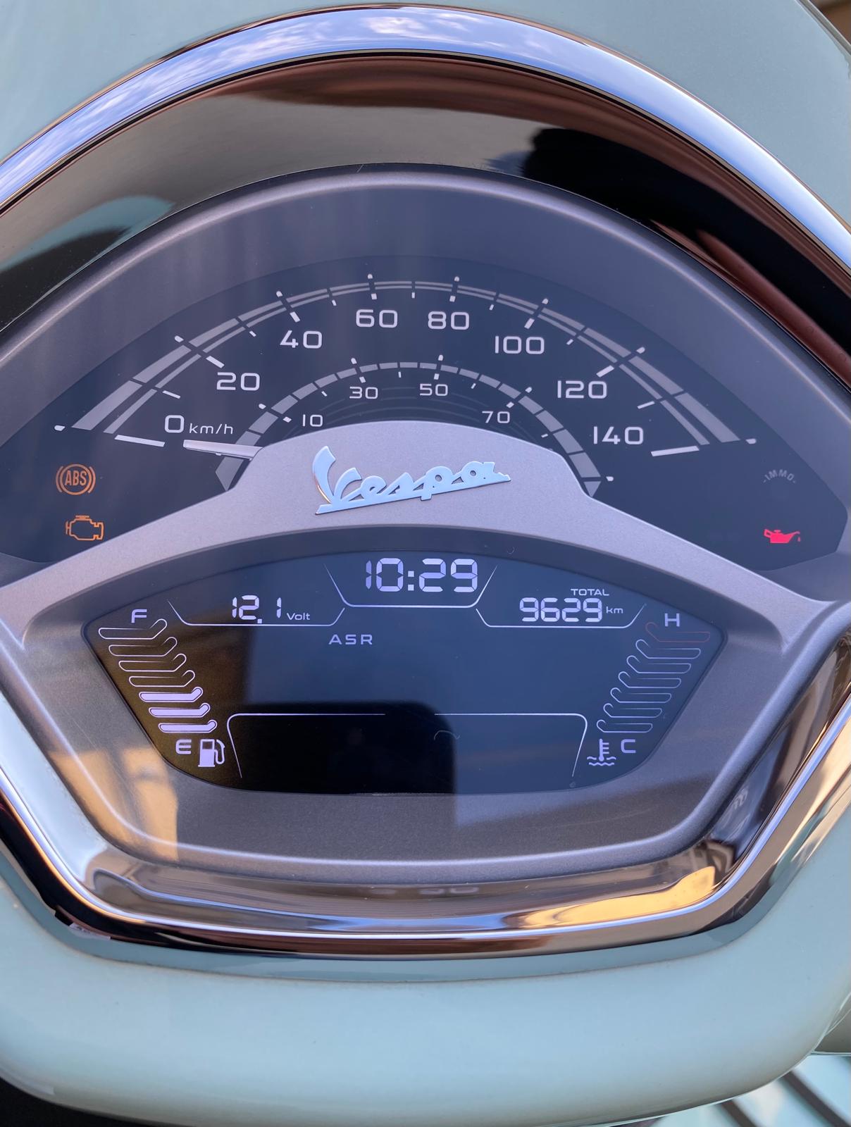 Vespa GTS 300