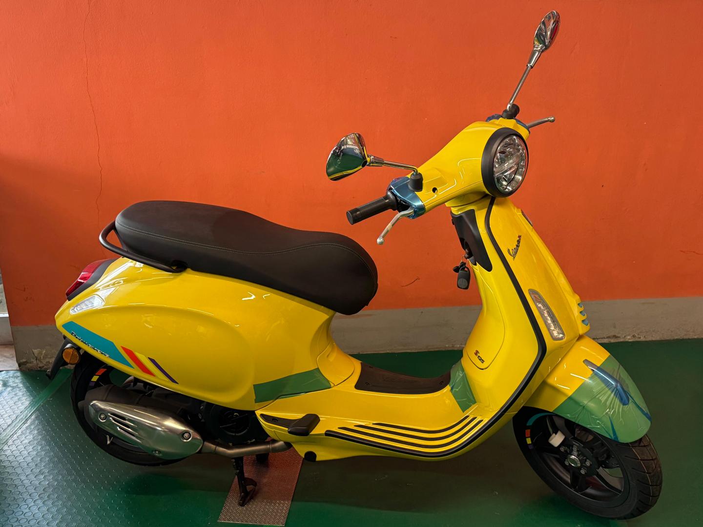 Vespa Primavera 125