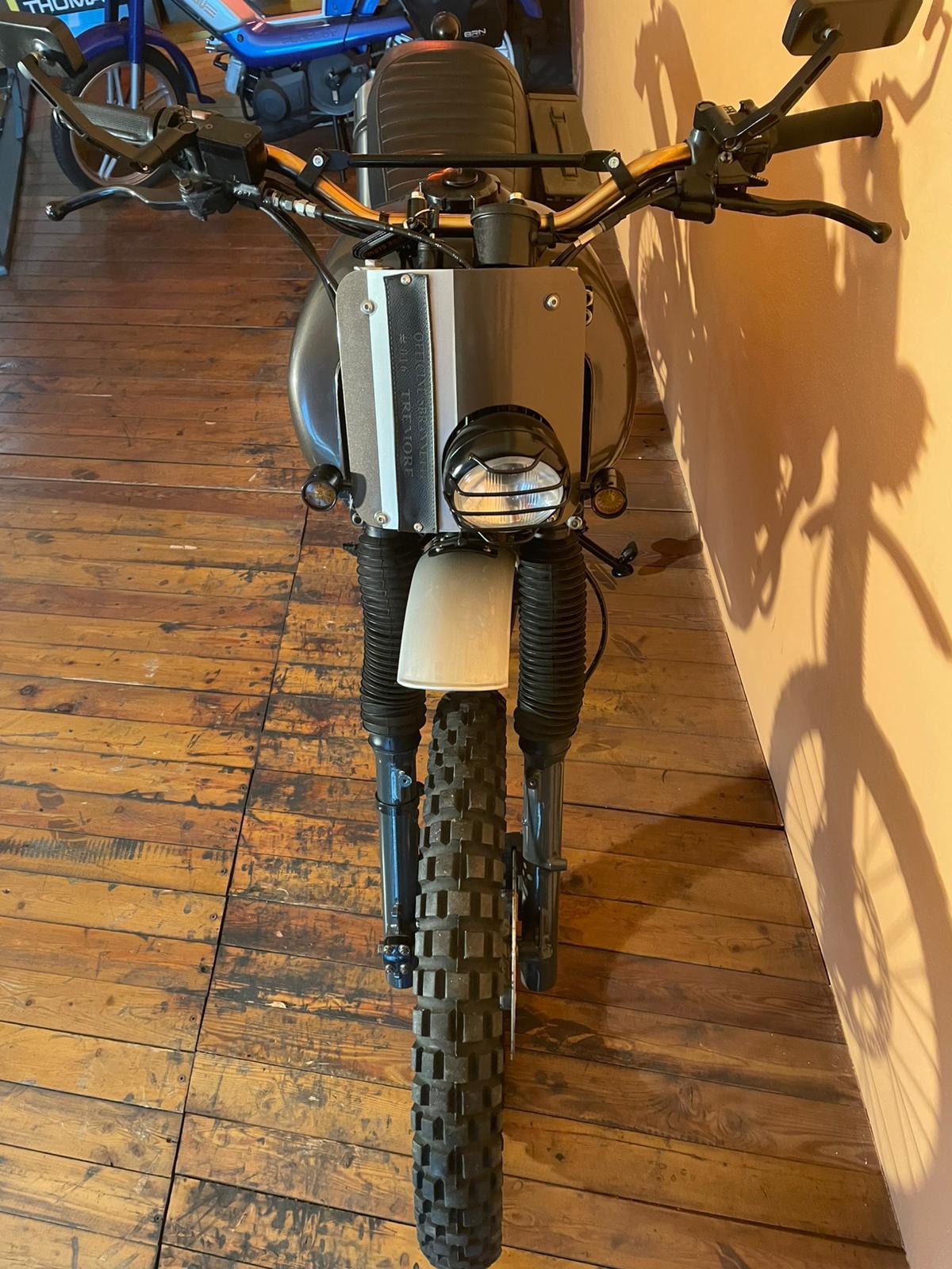 Honda NX 650 DOMINATOR