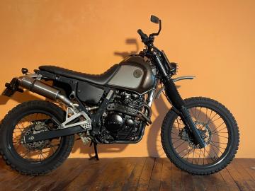 Honda NX 650 DOMINATOR