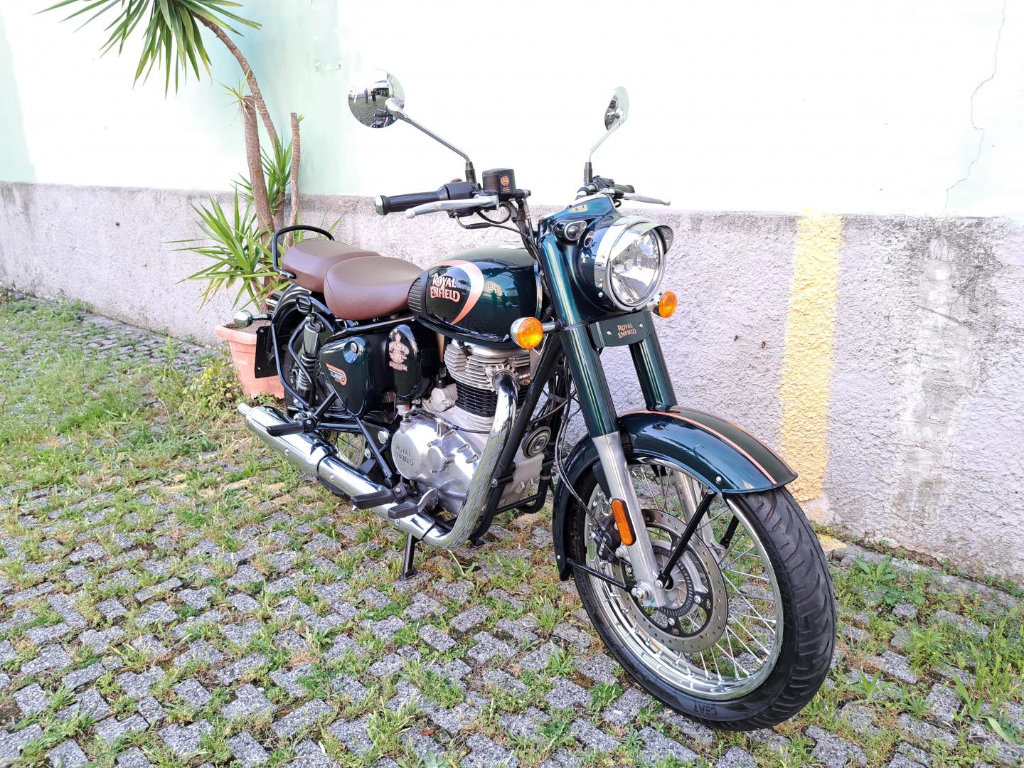 ROYAL Enfield CLASSIC 350