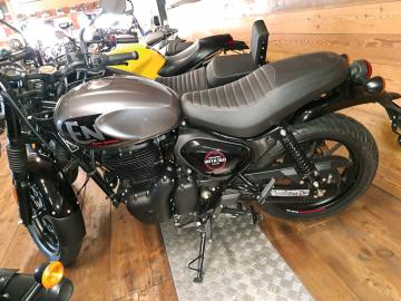 ROYAL Enfield HNTR 350